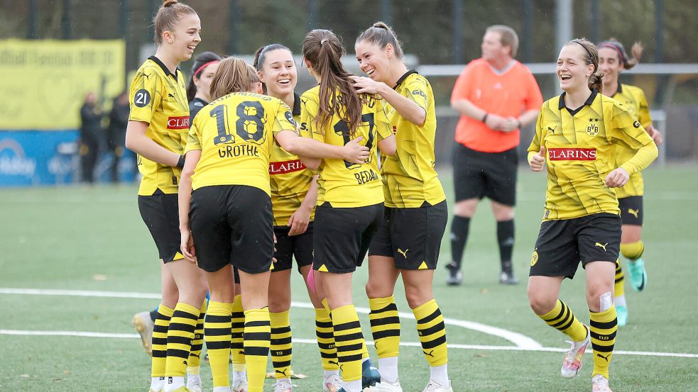 Torjubel gehört bei den Borussen-Frauen in der Landesliga zur Routine. Das Foto stammt vom 9:0-Sieg im November gegen die SpVg Berghofen II. Foto: Imago