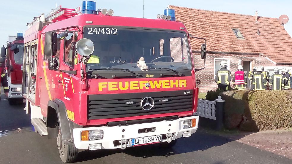 Eines der Einsatzfahrzeuge in Stapelmoorerheide. Foto: Feuerwehr