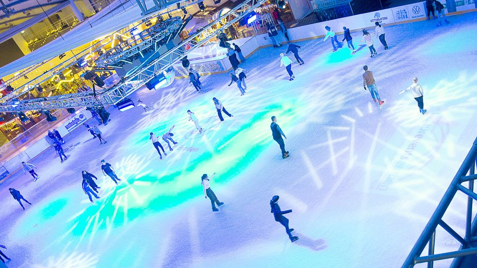 In der Emder Nordseehalle startet heute die Eiszeit. Foto: Archiv/J. Doden