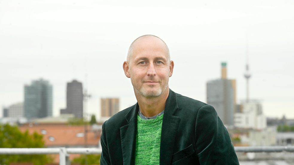 Ex-Fußballer Marcus Urban verarbeitete seine Erfahrungen unter anderem im Buch „Versteckspieler“. Foto: www.imago-images.de