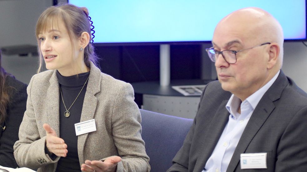 Die ärztliche Leiterin des RGZ, Dr. Nicole Gerlach, und Transformationsmanager Dr. Hans-Joachim Winterling erklärten die Pläne für den Standort Norden. Fotos: Romuald Banik
