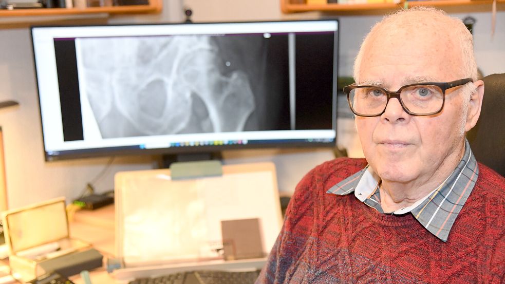 Der 86-jährige Peter Lindau lag mit einem Oberschenkelhalsbruch in der Notaufnahme des Auricher Krankenhauses – dort ließ er sich schließlich von seinem Schwiegersohn wieder abholen und im Klinikum Leer operieren. Foto: Ellinger