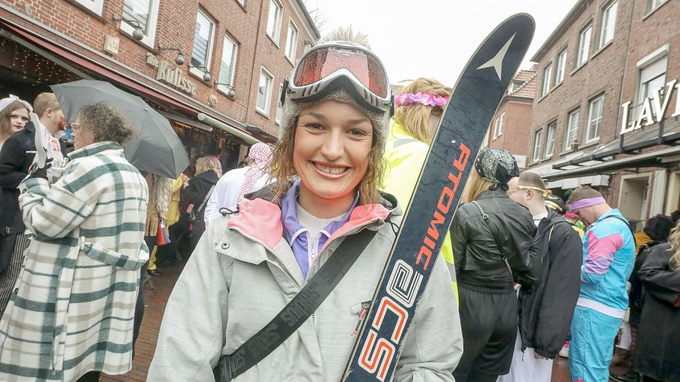 Von der Piste auf die „Piste“: Sophia Tries ist im Nebenberuf Skilehrerin. Foto: C. Hock