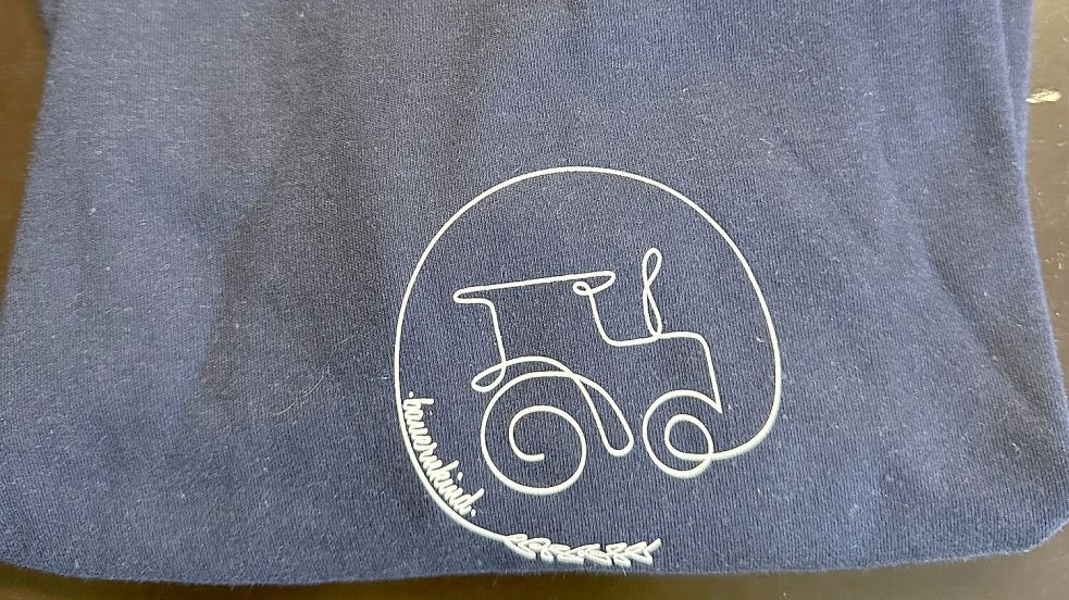 Auch Pullover für Kinder sind mittlerweile bei „Bauernkind“ erhältlich. Foto: Julia Mausch