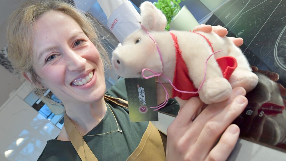 Als Glücksbringer für die Championsweek hatte Anneke Bohlen von ihrer Mutter ein Plüschschwein geschenkt bekommen. Foto: Ortgies