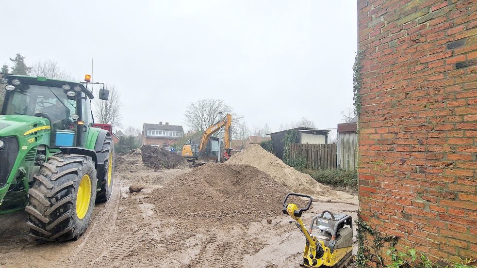 Derzeit wird auf der Baustelle die Tiefgründung vorbereitet. Foto: Gettkowski
