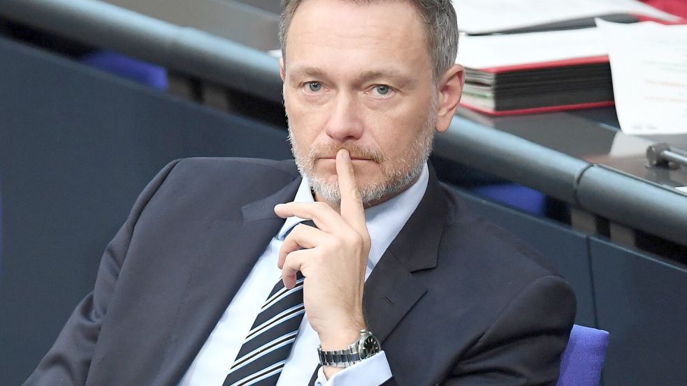 Für alles, wofür der Bund Geld ausgibt, trägt er gerade die Verantwortung: Bundesfinanzminister Christian Lindner (FDP). Die Radwege in Peru sind besonders der AfD ein Dorn im Auge. Foto: Ann-Marie Utz/dpa