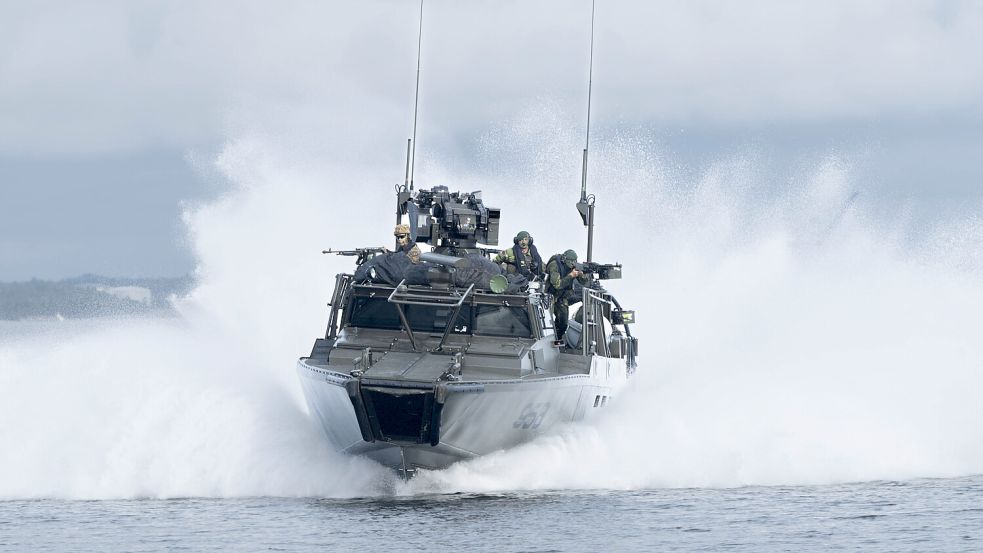 Nun bald auch formell mit im Nato-Boot: die schwedischen Streitkräfte, hier bei einer Übung der Marine. Foto: IMAGO/Mikaela Landströme/TT