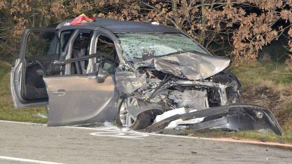 In diesem Opel saß das Ehepaar, das durch den Unfall ums Leben kam. Foto: Lasse Paulsen