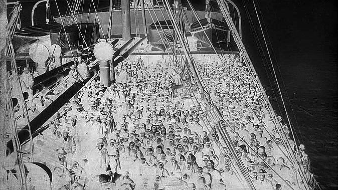 Die Reise mit einem Einwandererschiff war lang und die Passagiere mussten über Wochen mit beengten Möglichkeiten auskommen. Foto: Archiv Lisa Buß