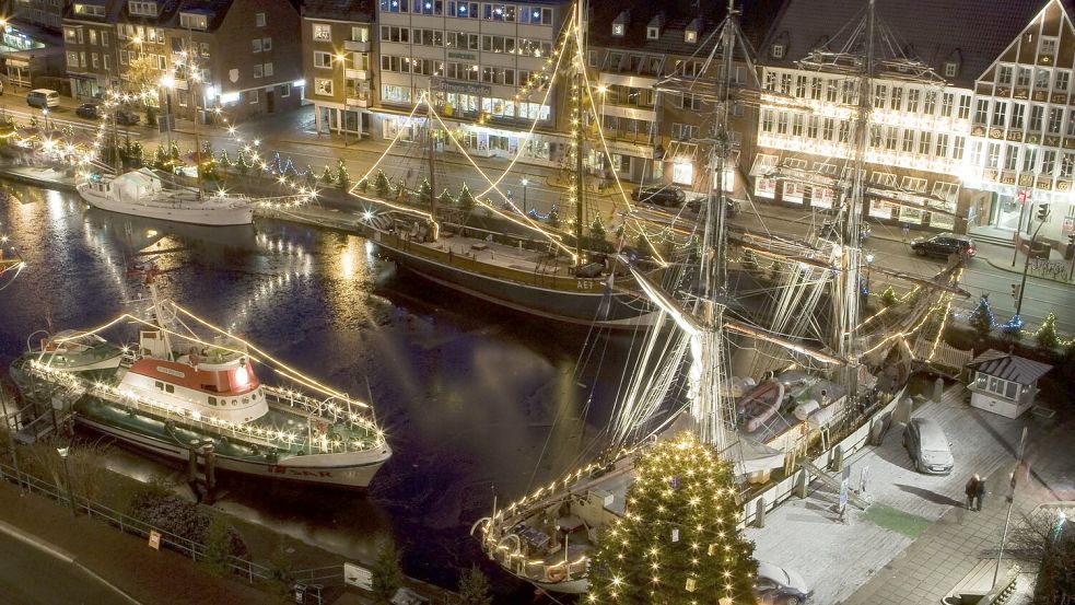 Maritimer Weihnachtsmarkt: Künftig sollen noch mehr Schiffe kommen. Foto: Archiv/J. Doden