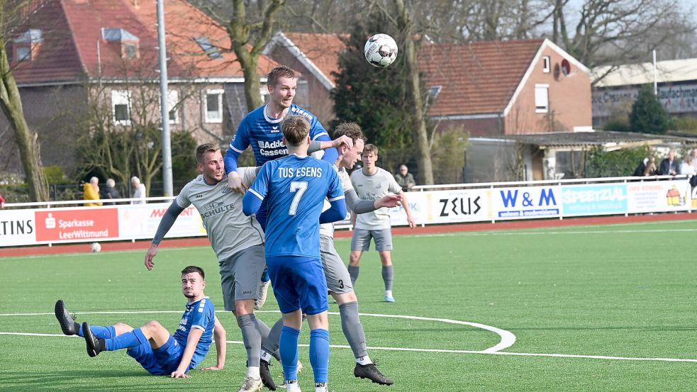 Die Esenser (Remko Til) zeigten eine engagierte Leistung, die aber nicht mit Punkten belohnt wurde. Foto: Steenhoff