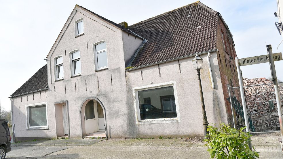 Unter dem Putz dieses Hauses befindet sich historisches Backsteinwerk, das freigelegt werden soll. Foto: Wagenaar