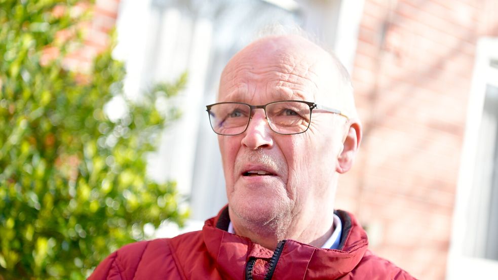 Alfred Dellwish möchte dabei helfen, dass eine Kapelle in Litauen mit Gegenständen aus Pewsum ausgestattet wird.