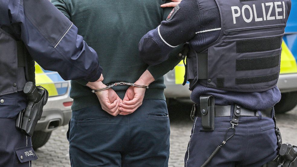 Die Bundespolizei hat am Montag am Bremer Hauptbahnhof einen Triebtäter festgenommen. Er wurde bereits wegen sexueller Handlungen in der Öffentlichkeit gesucht. Foto: imago images / Rene Traut