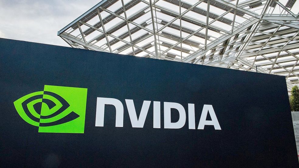 Der Halbleiter-Spezialist Nvidia spielt mit seinen Chip-Systemen eine Schlüsselrolle im aktuellen Boom bei Künstlicher Intelligenz. Foto: Andrej Sokolow/dpa