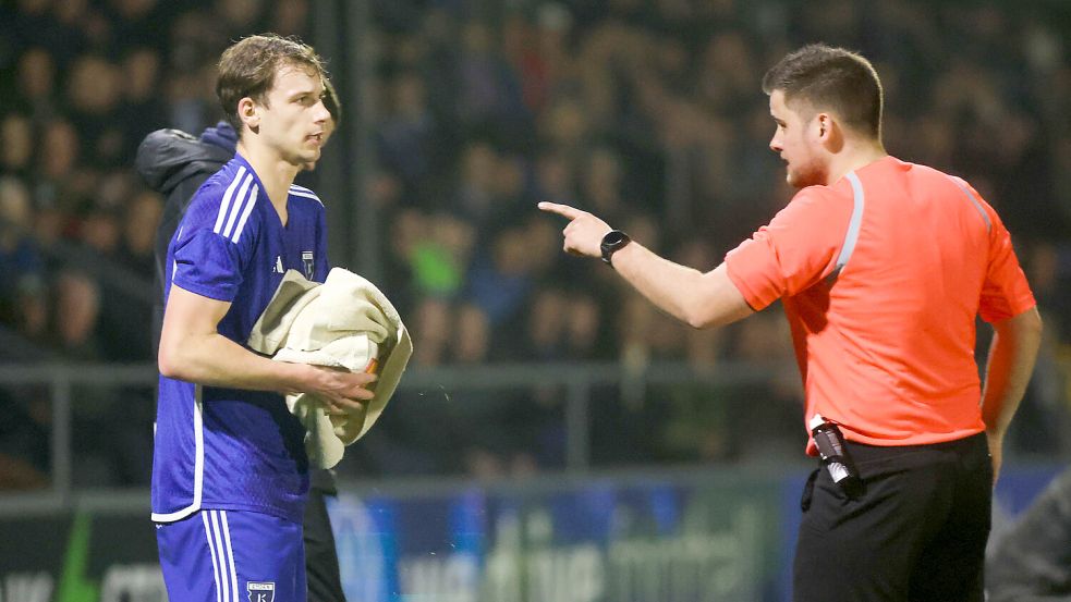Ein langer Schiller-Einwurf führte wieder einmal zu einem Tor, diesmal zum 1:0.