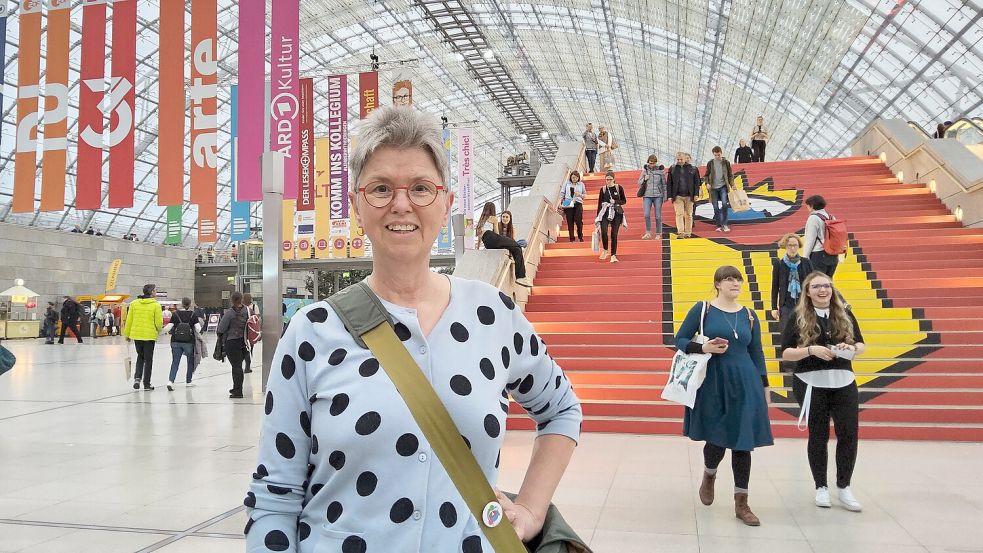 So viel Platz für ein Foto gab es in der großen Halle auf der Leipziger Buchmesse nur am Freitag kurz vor Schluss. Sonst herrscht dort dichtes Gedränge. Foto: Fiks