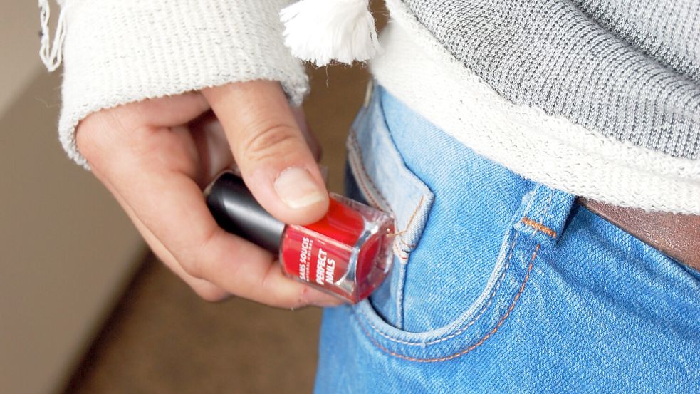 In Drogerien in Leer und umzu wird immer mehr geklaut. Foto: Katharina Heimeier/dpa