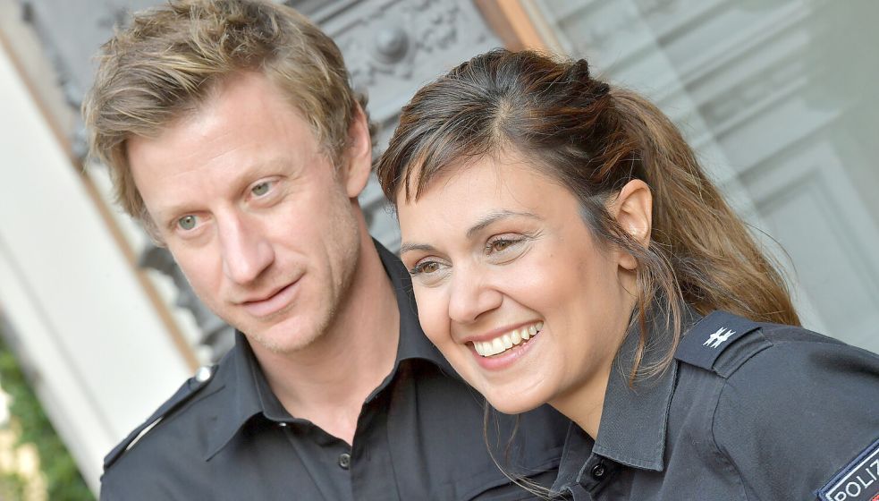 Henk Cassens (Maxim Mehmet) und Süher Özlügül (Sophie Dal) ermitteln seit 2018 als Team. Foto: Ortgies/Archiv