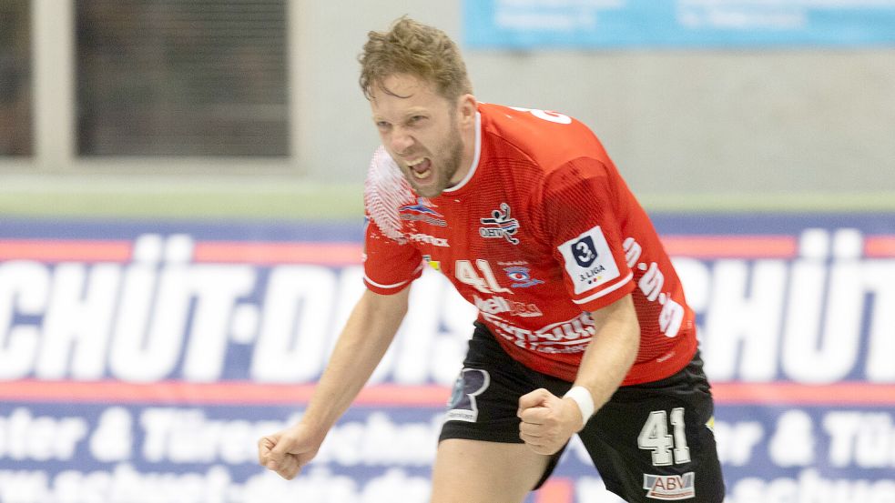 Josip Crnic ist ein leidenschaftlicher Handballer, der seine Spieler-Laufbahn im Sommer aber beenden wird. Foto: Doden/Emden