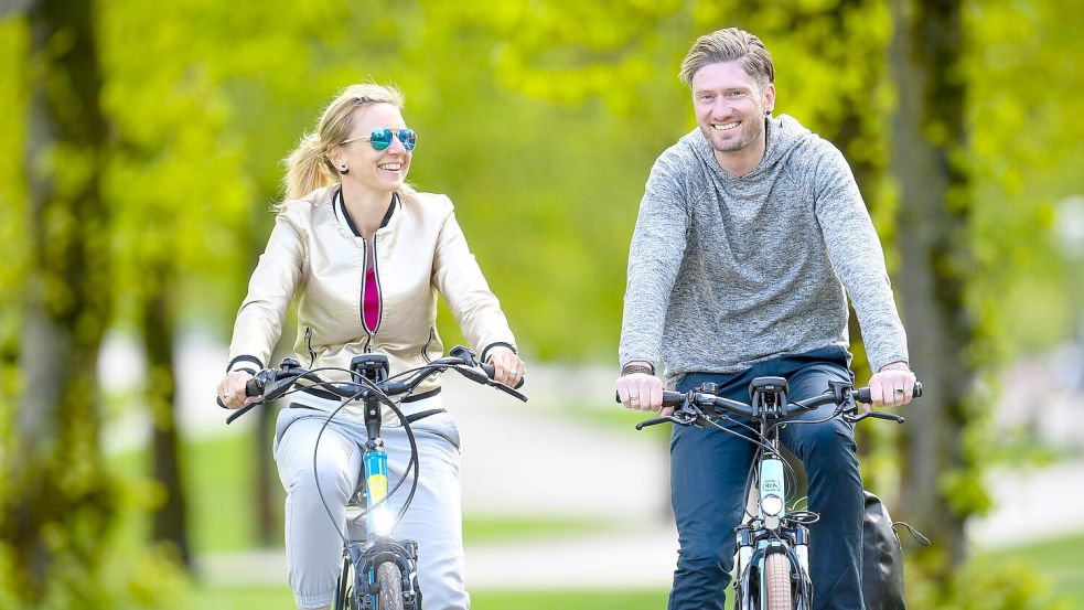 Fit by Bike: Fahrradfahren ist gut für Körper und Seele. Foto: Tobias Hase/dpa-tmn