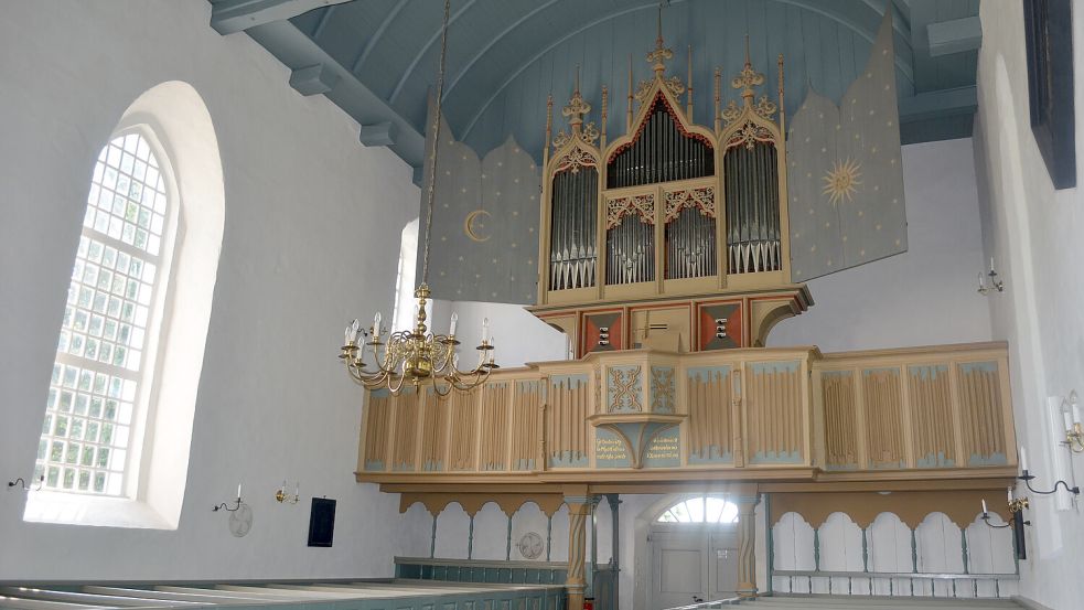Die Orgel in Rysum gilt als das älteste in seinem Pfeifenbestand weitgehend erhaltene Instrument dieser Art in Nordeuropa und als eine der ältesten spielbaren Orgeln der Welt. Foto: Archiv