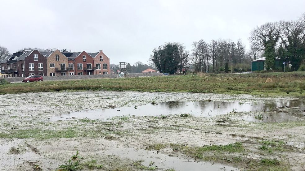 Ein Gebäudekomplex mit Mehrfamilienwohnungen ist im Wohngebiet bereits fertiggestellt. Foto: Boschbach