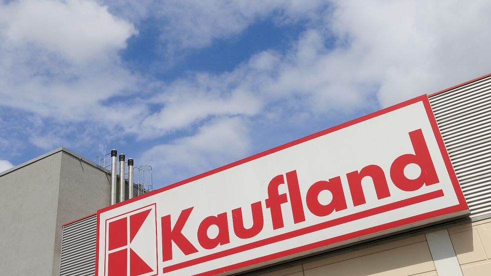 Kaufland-Kassierer verdienen je nach Ausbildung und Tätigkeitsjahren bis zu 3440,80 Euro brutto im Monat. Foto: dpa/Jens Wolf