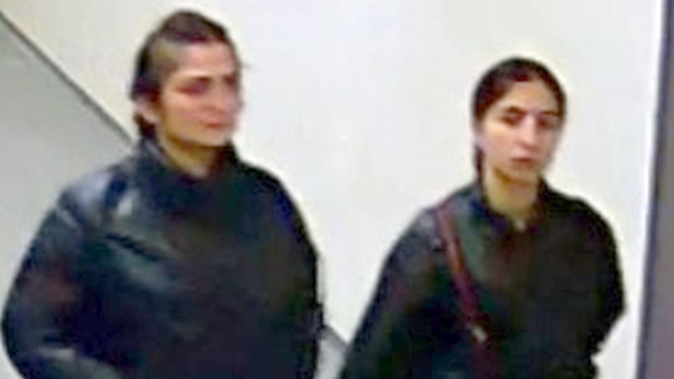 Diese beiden Frauen werden ebenfalls verdächtigt, am Schmuckdiebstahl beteiligt gewesen zu sein. Foto: Polizei