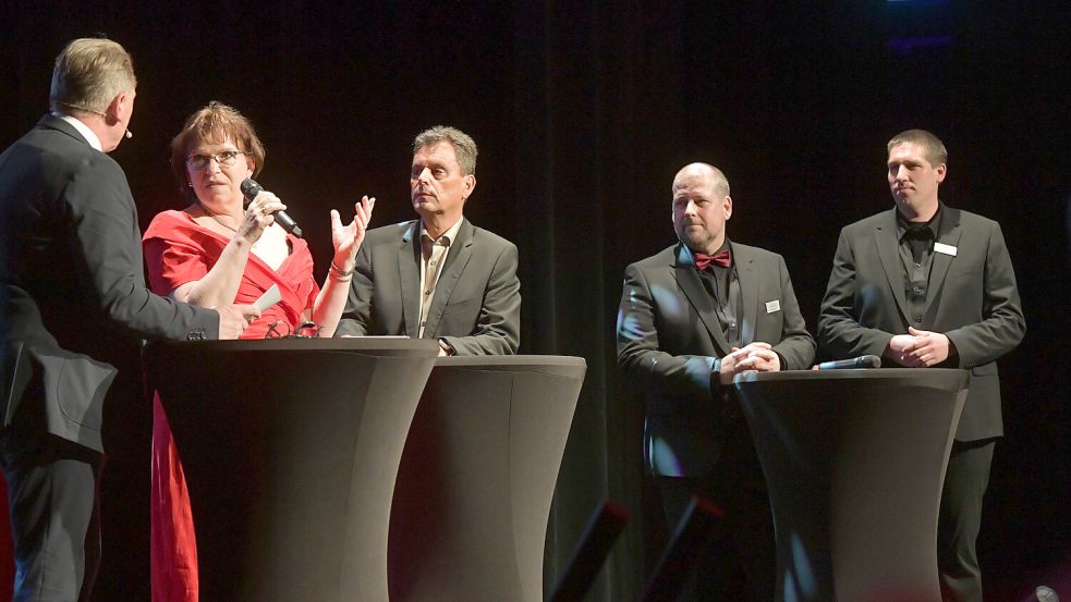 Kerstin Rogge-Mönchmeyer schwärmte vom energetisch modernen Stand des Festspielhauses.