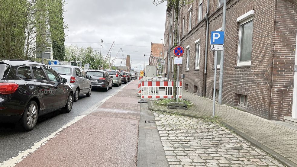 Noch relativ freie Fahrt, aber nur bis Montag: die Nesserlander Straße. Foto: Schuurman