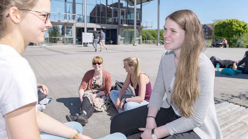 Der persönliche Kontakt und die kurzen Wege sind ein Argument für die Campus-Hochschule.