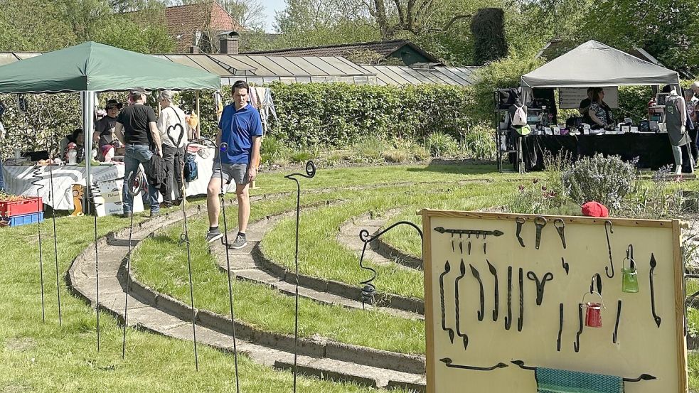 Auch Kunsthandwerk wurde in Pagels‘ Garten angeboten. Foto: Kuzmin