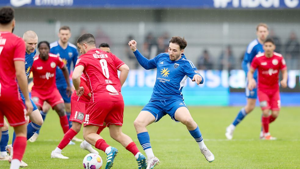 Kickers Emden feierte gegen Hildesheim auf den 18. Sieg in Serie. Foto: Doden/Emden