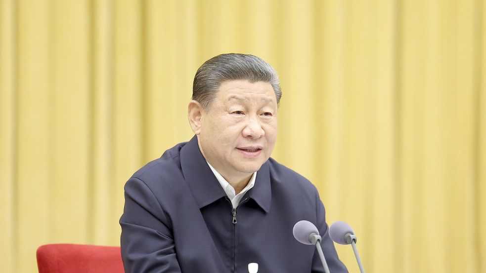 Chinas Staats- und Parteichef Xi Jinping hat seine Europareise begonnen. Foto: Ju Peng/XinHua/dpa