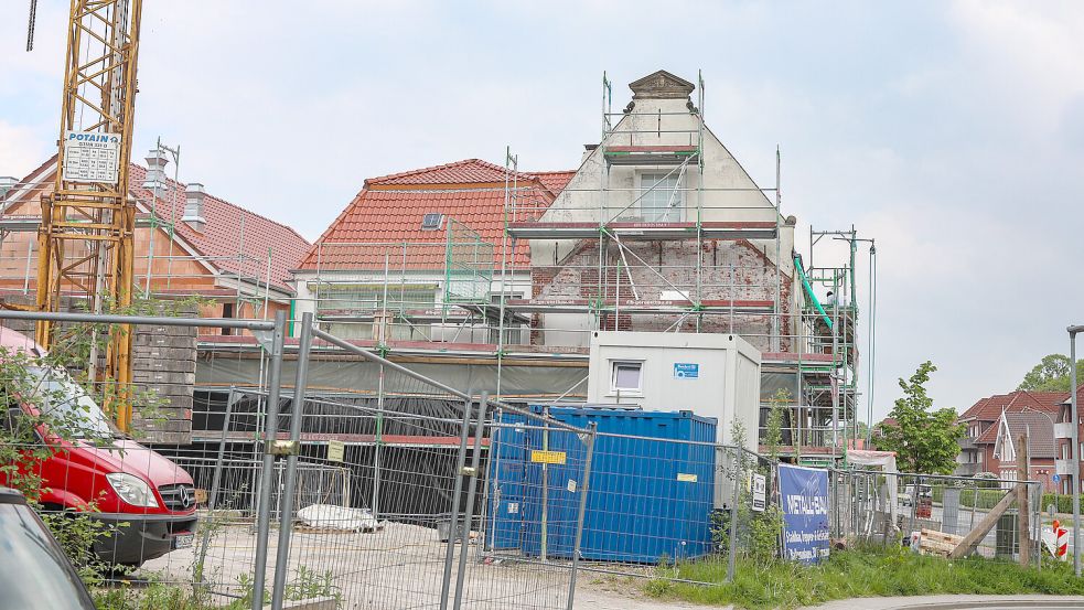 Hinter der künftigen Kunstschule sollen 45 Stellplätze entstehen. Ob diese dauerhaft bleiben, ist noch offen. Foto: Romuald Banik