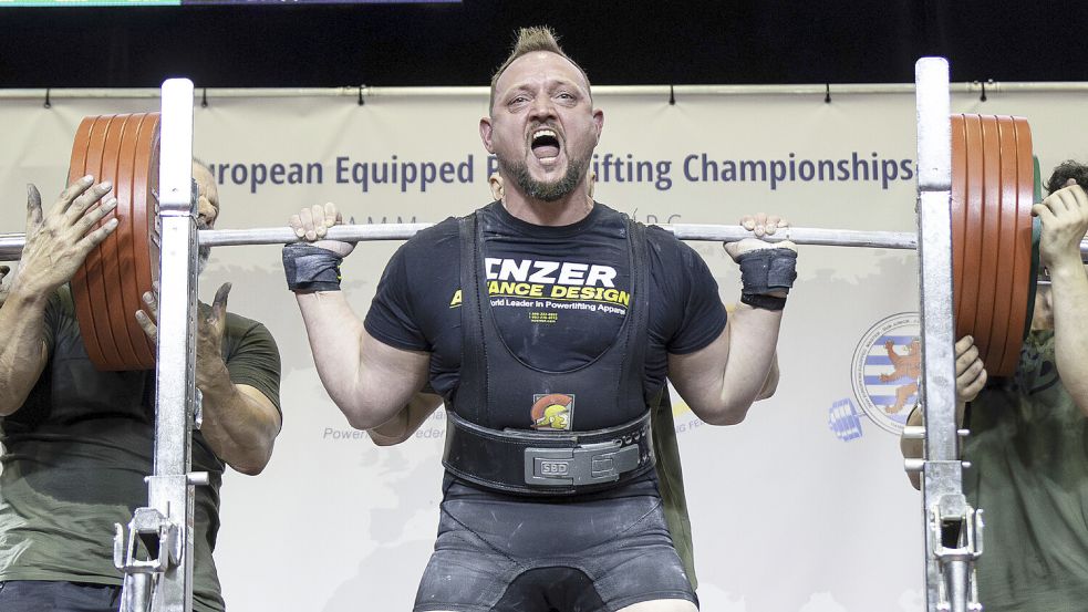 Thomas Leffers freute sich in Hamm über eine neue persönliche Bestleistung. Foto: European Powerlifiting Federation