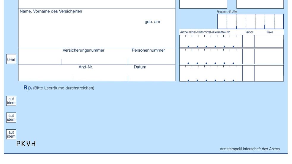 Das sogenannte „Blaue Rezept“ für Privatversicherte (auch für gesetzlich Versicherte, wenn die Kosten selbst zu tragen sind) bleibt erhalten. Foto: Lumu