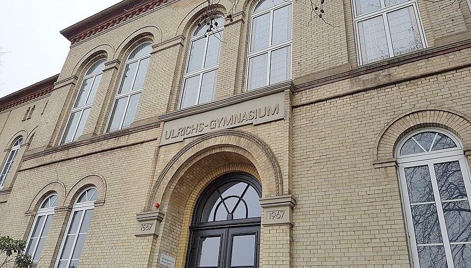 Das Norder Ulrichsgymnasium muss auch im kommenden Schuljahr zahlreiche Lehrer an Grundschulen abgeben. Foto: Rebecca Kresse