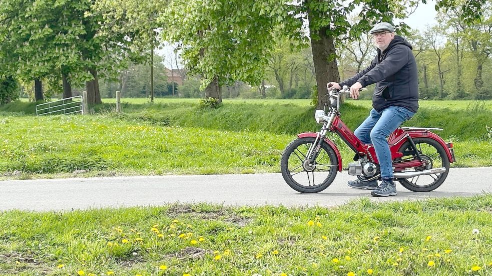 Guckte bei den Dreharbeiten zu: Sponsor Jörg Kannegießer (Hillbilly GmbH). Foto: Janßen
