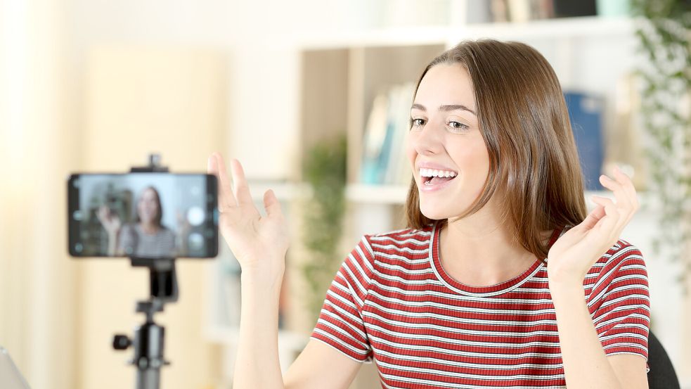 Verbraucher sollten nicht blind glauben, was Influencer über Kinderlebensmittel erzählen. Oft sind diese ungesund. Foto: Imago/Panthermedia/Antonio Guillem