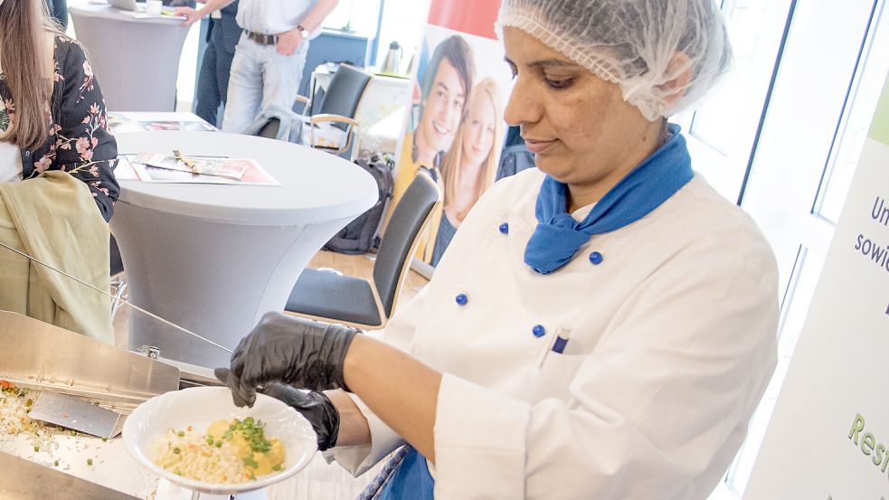 Amandeep Kaur zeigte die Zubereitung eines indischen CurrysFoto: privat