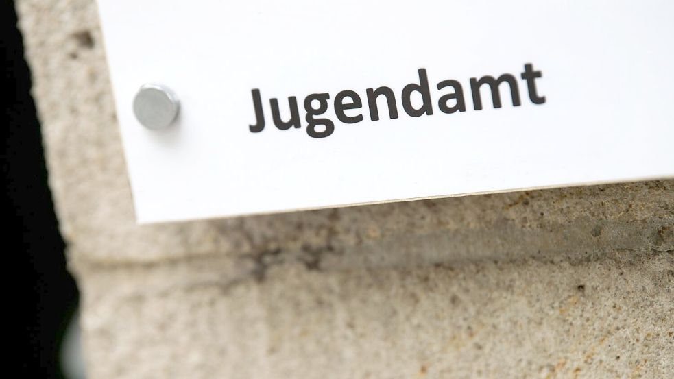 In einem Bild-Interview äußerte sich der nach knapp sieben Jahren wieder aufgetauchte Till R. auch zum Jugendamt in Lingen. Foto: Arno Burgi/dpa