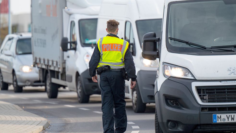 Alarmstufe Rot Dobrindt Will Grenzkontrollen Verlängern Wie Geht Es Weiter - okfpj8f