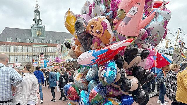 Rund um den Delft war an den Matjestagen viel los. Foto: Schuurman