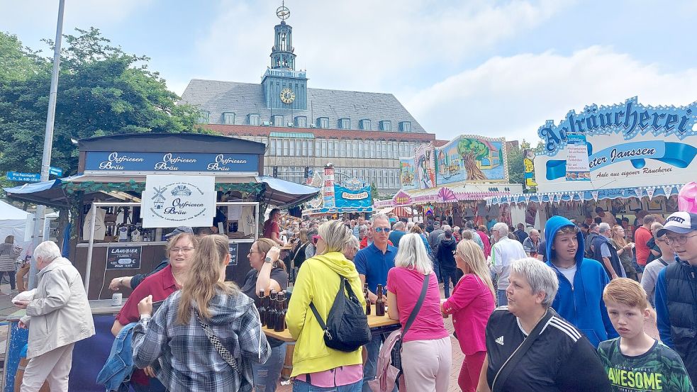 Kaum ein Durchkommen: Die Festmeile war jeden Tag bestens besucht. Foto: Hanssen