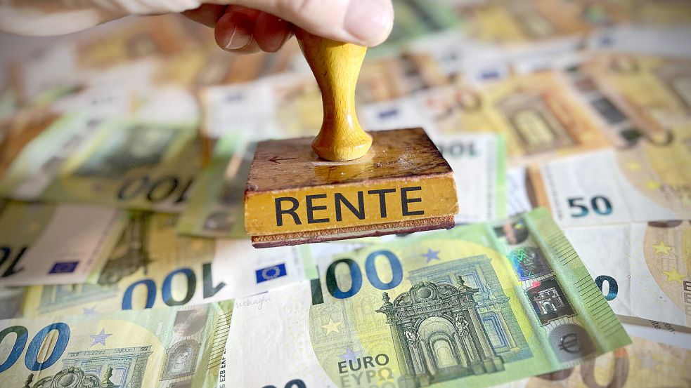 Nach der Rente weiterarbeiten, soll nach Plänen von Arbeitsminister Hubertus Heil (SPD) finanziell attraktiver werden. Foto: IMAGO/Sven Simon