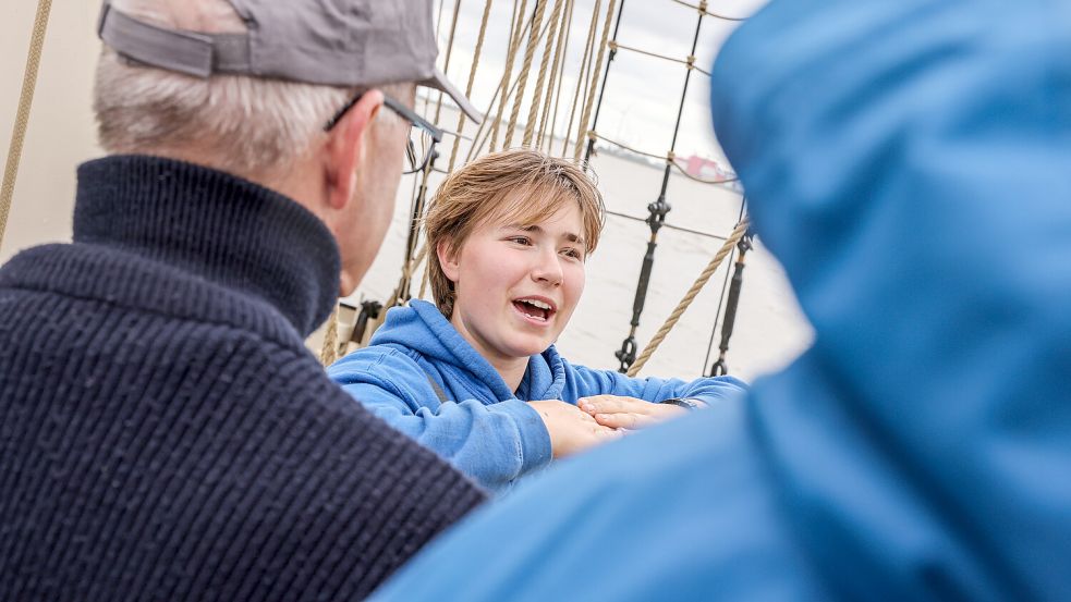 Emilie kommt aus Dänemark und gehört zur Crew der „Gulden Leeuw“. Foto: Hock