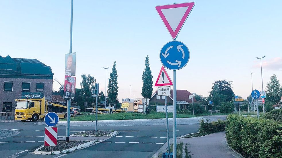Der Kreisverkehr in Möhlenwarf ist kein Unfallbrennpunkt, auch wenn man dort ein häufiges Fehlverhalten von Radfahrern beobachten kann. Foto: Meinders